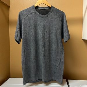 Men’s Lululemon Tech T Shirt - Size L
